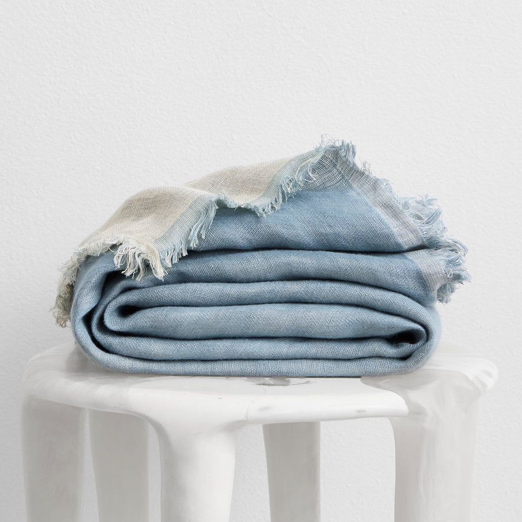 Lagoon &amp;amp; Cr&amp;egrave;me 100% French Flax Linen Muslin Throw