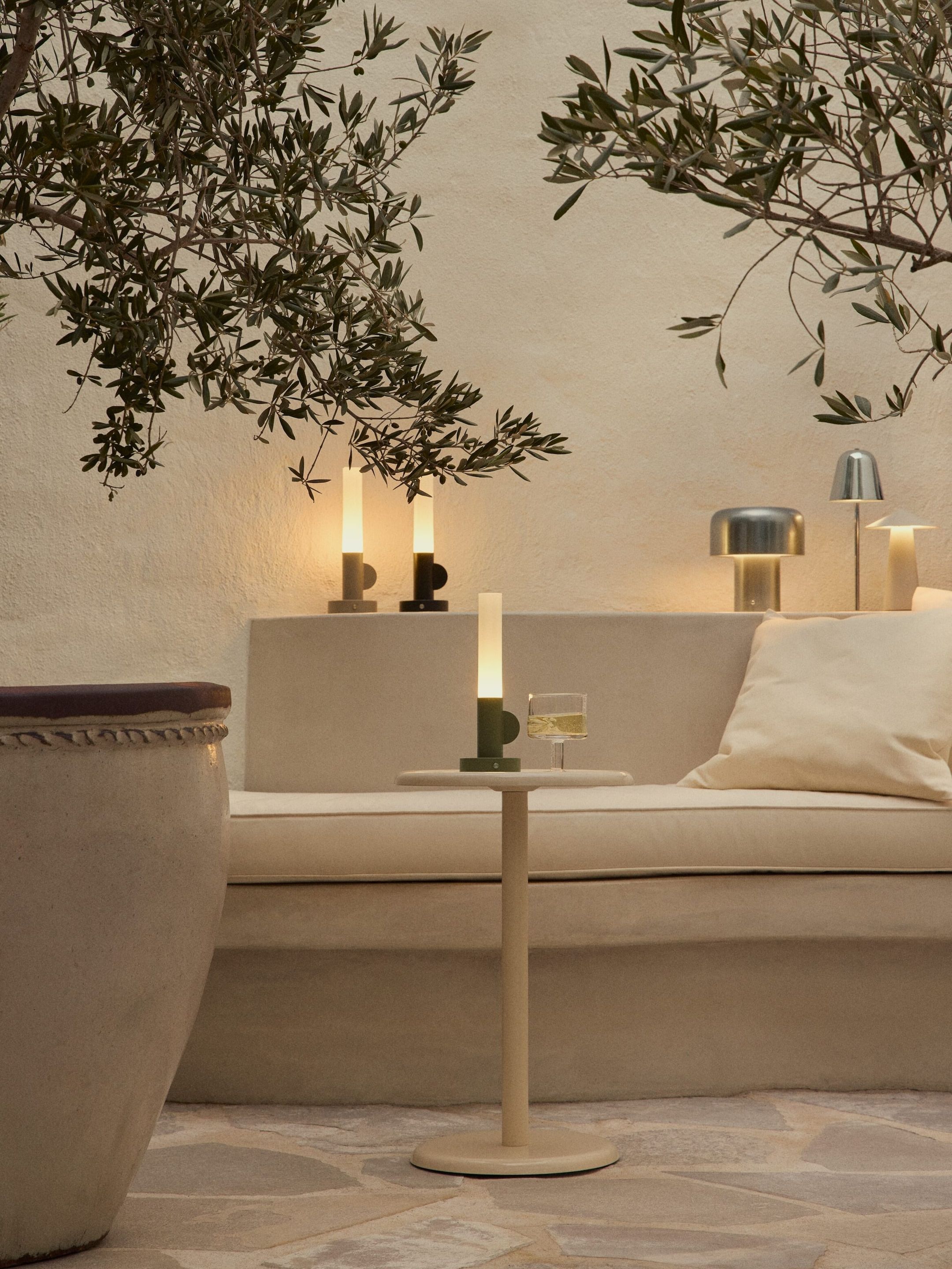Rechargeable Candle-Look Table Lamp