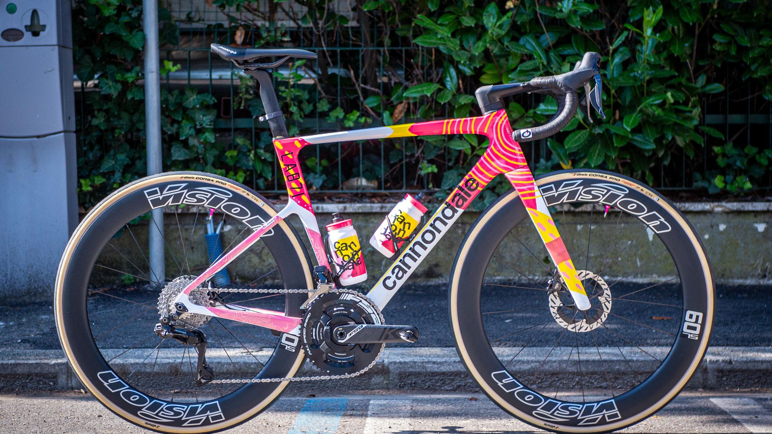 Pro bike check: Neilson Powless' EF Education-EasyPost Cannondale
