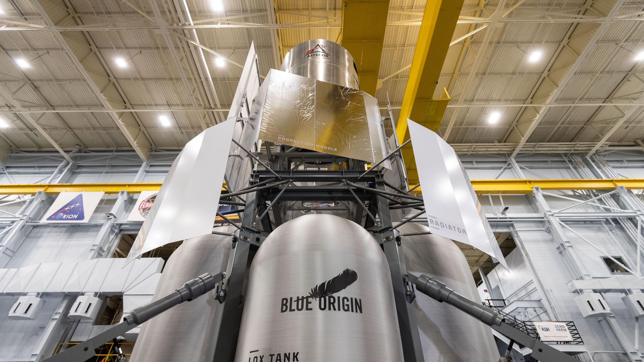 Blue Origin-led 'National Team' delivers mock-up moon lander to