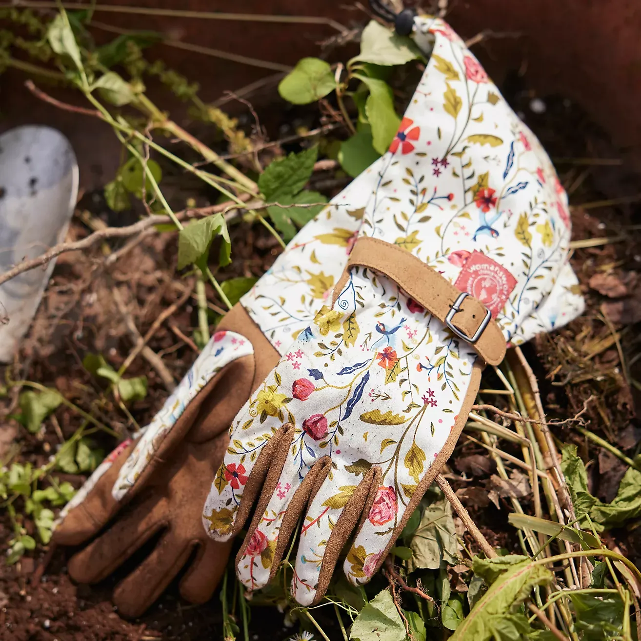 White Floral Gardening Gloves
