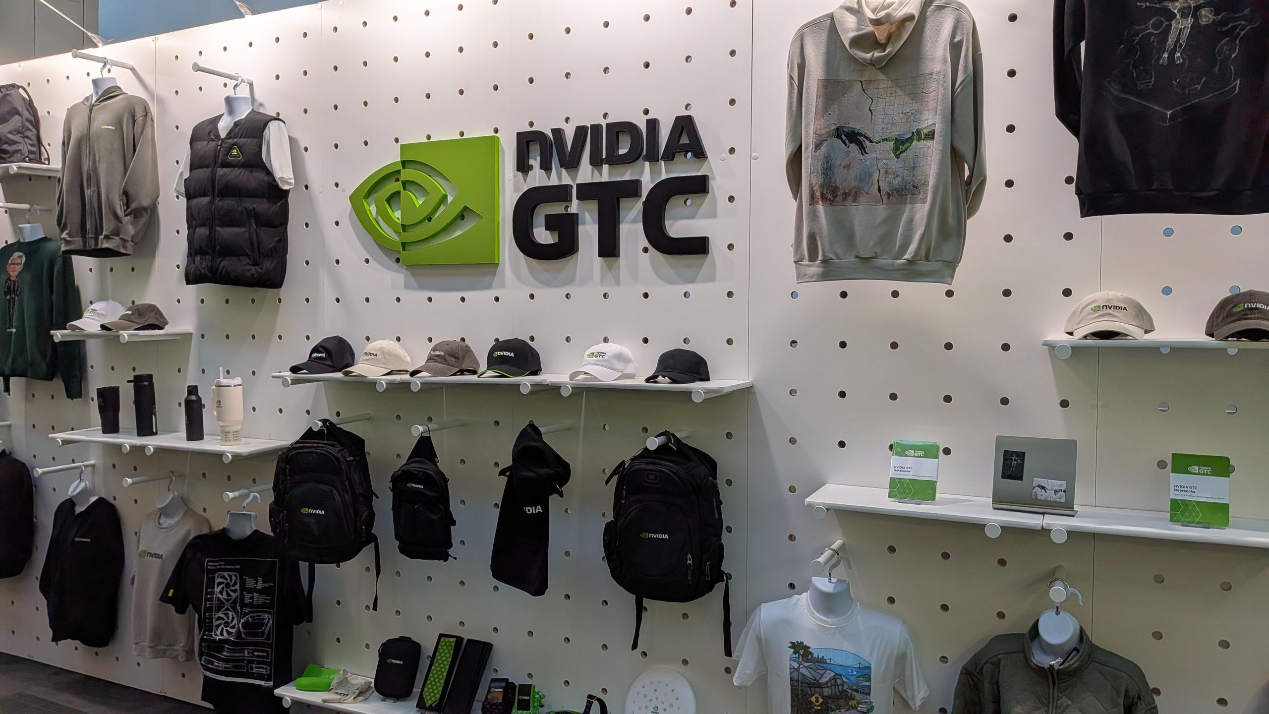 Golf balls, ties and an RTX 5090: All the best things you can buy