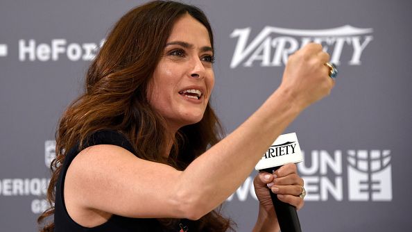 Kafeda jinsiy aloqada bolgan külotlu qoramagizni onlayn tomosha qiling