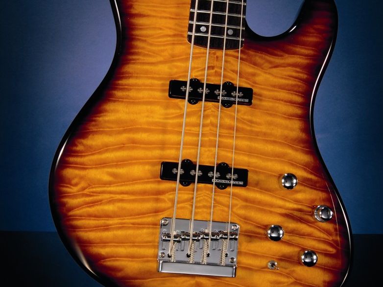 Fender Deluxe Series Jazz Bass 24 review | MusicRadar