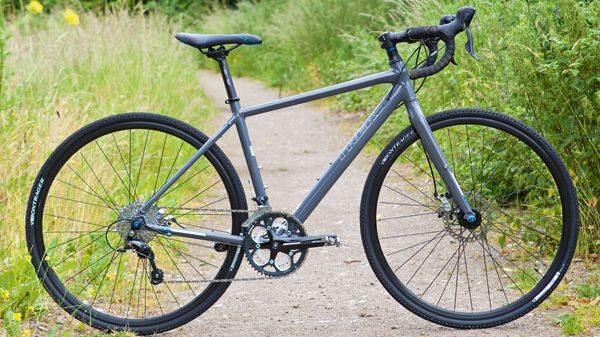 八王子取引希望 TREK　CROSSRIP ELITE ロードバイク TREK CROSSRIP Elite 自転車