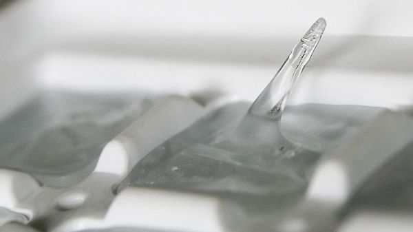 Does Hot Water Freeze Faster Than Cold Water?