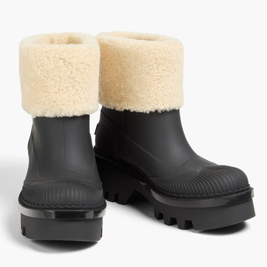 Chlo&amp;eacute;'s Raina Shearling-trimmed TPU Ankle Boots