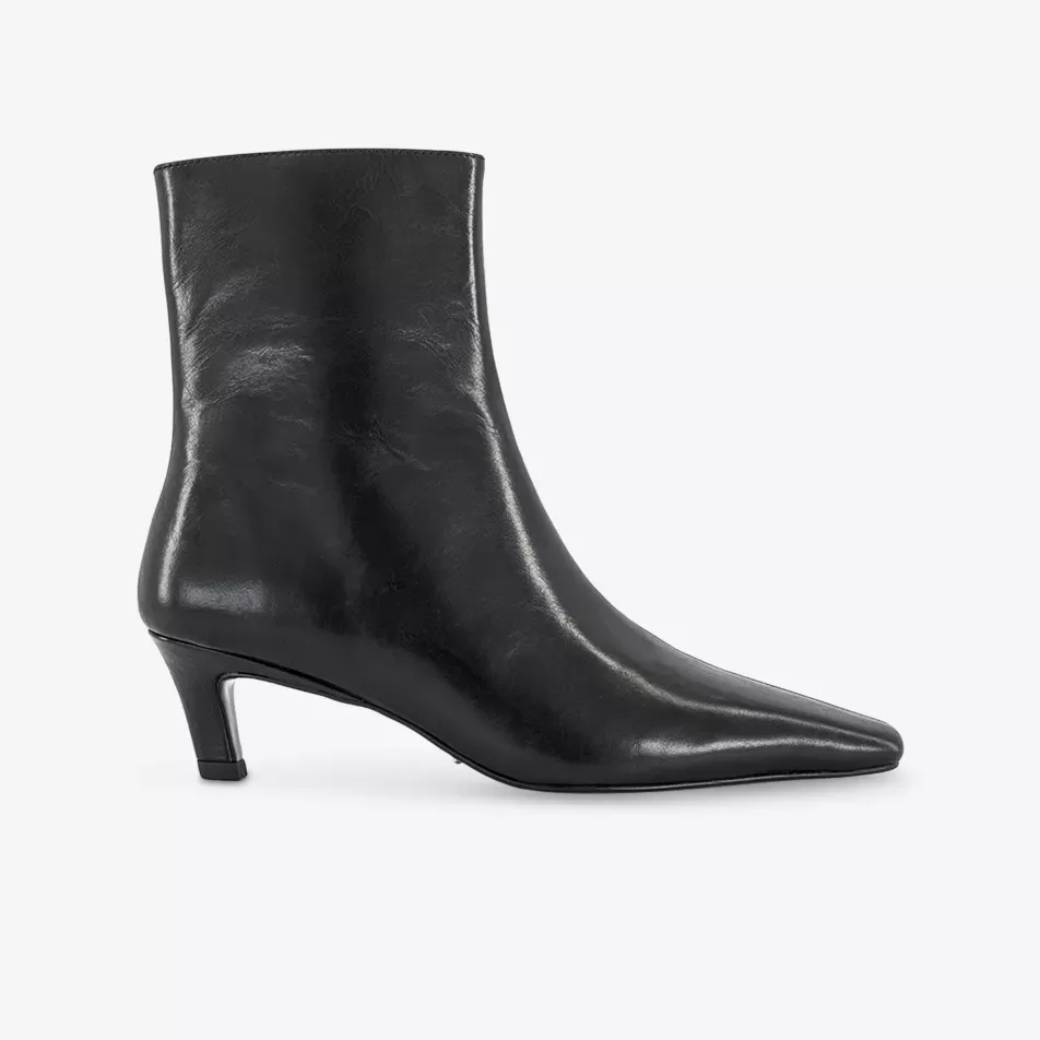 Estelle Leather Heeled Ankle Boots