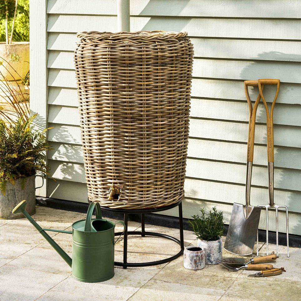 Kingscote Rattan Water Butt 200 L Natural