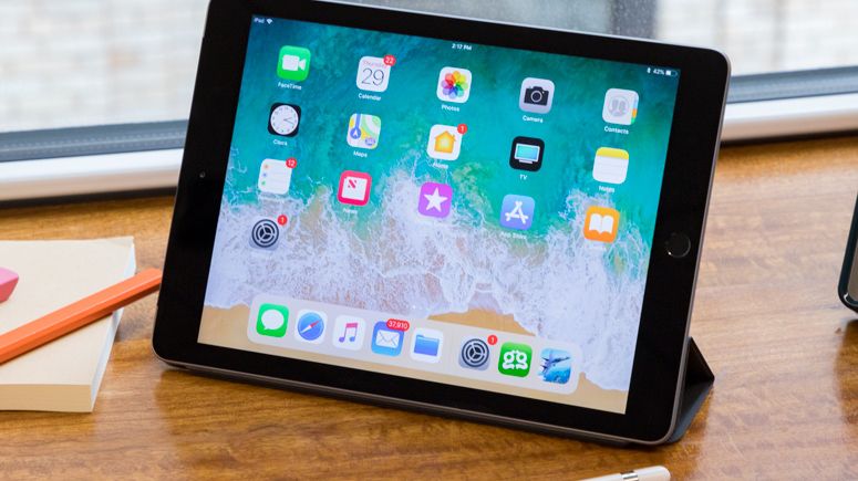 タブレット Apple - macbook pro X ipad mini 5 WKbpyr8J6Kdf92AkNibPsm.jpg