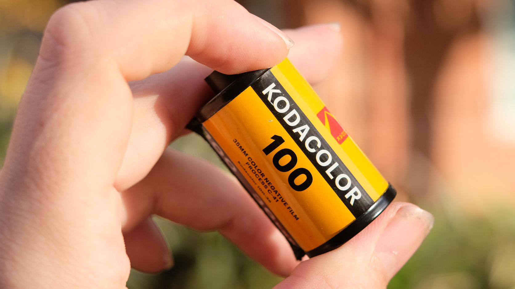 Photograph of Kodak Kodacolor 100 film canister