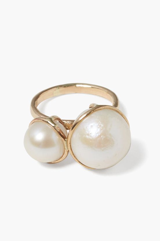 14k Phoebe Ring White Pearl
