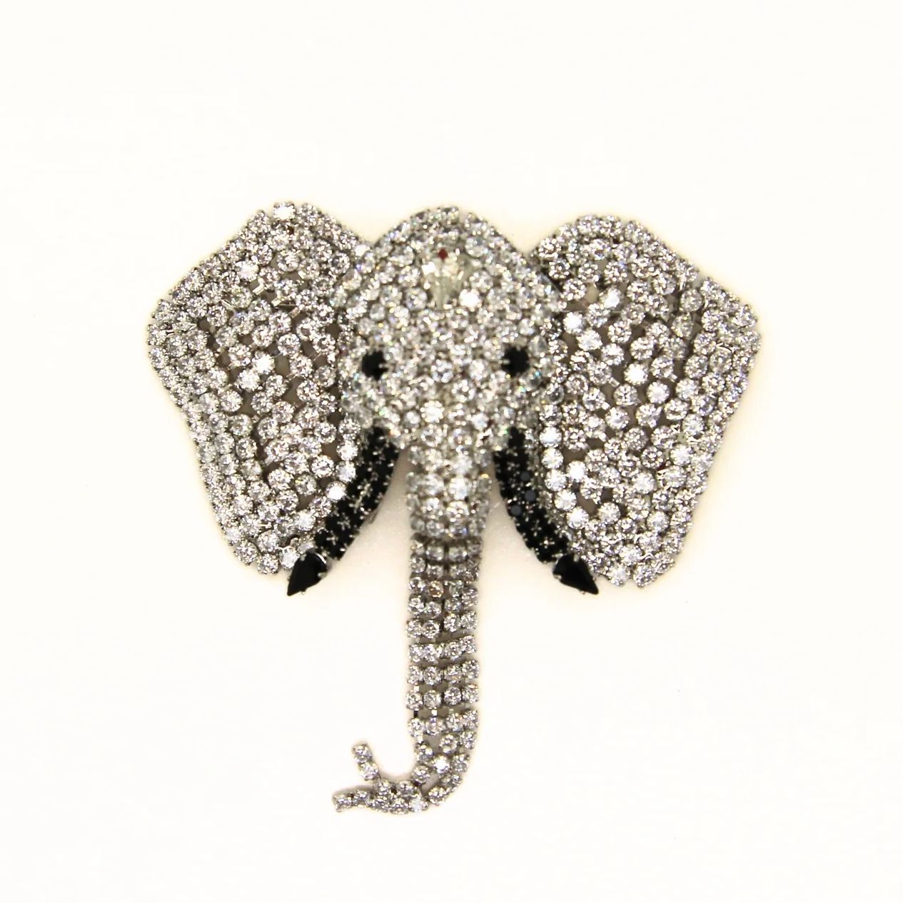 Articulated elephant brooch