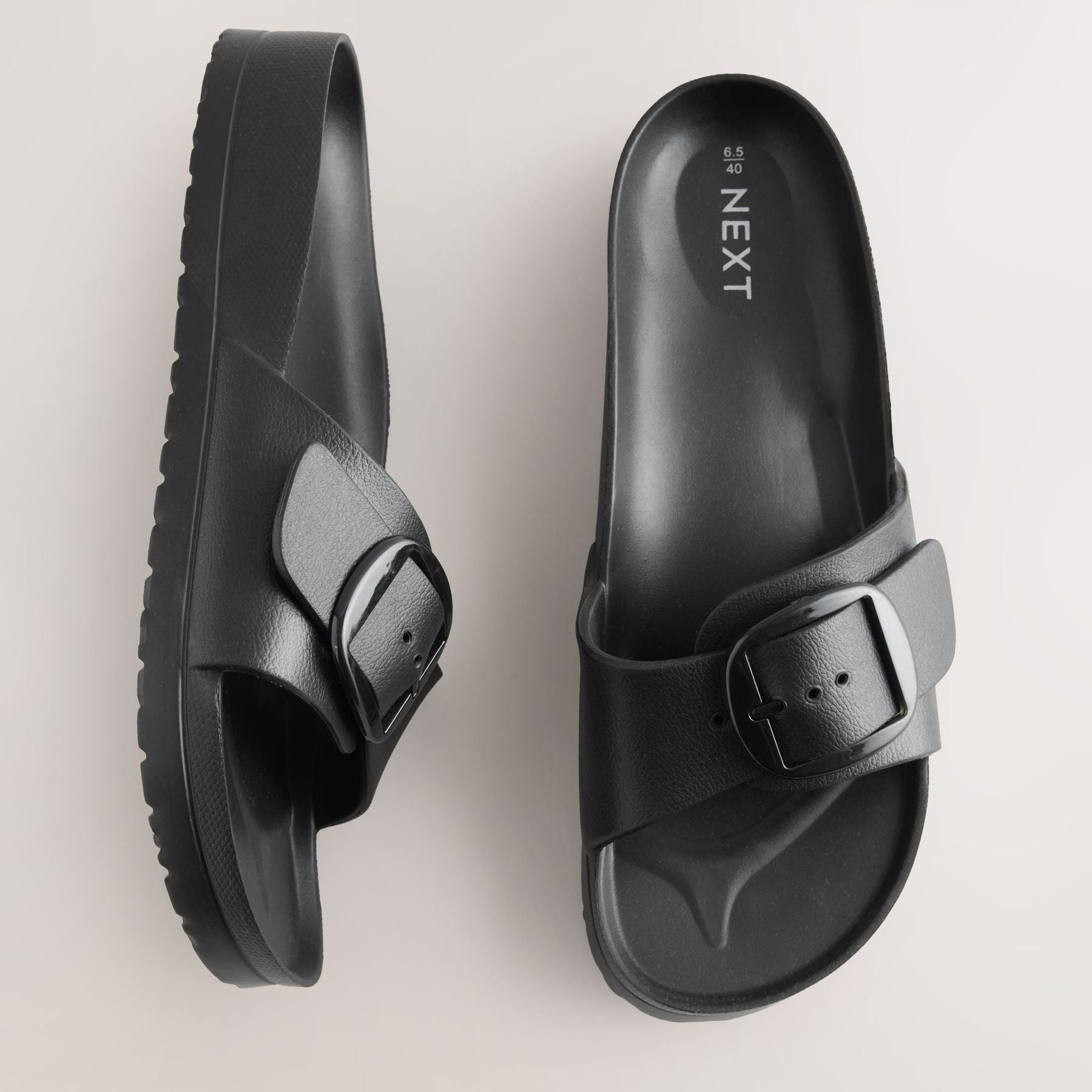 Black Beach Flat Sandals - Size 3.5 Eu 36
