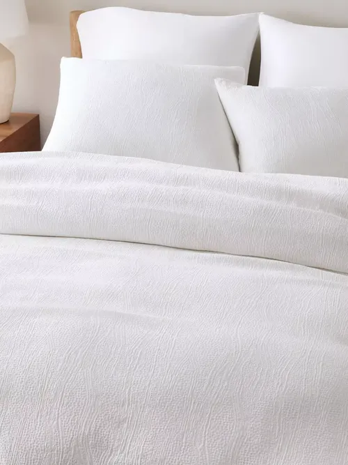 Cotton Blend Matelasse Textured Bedding