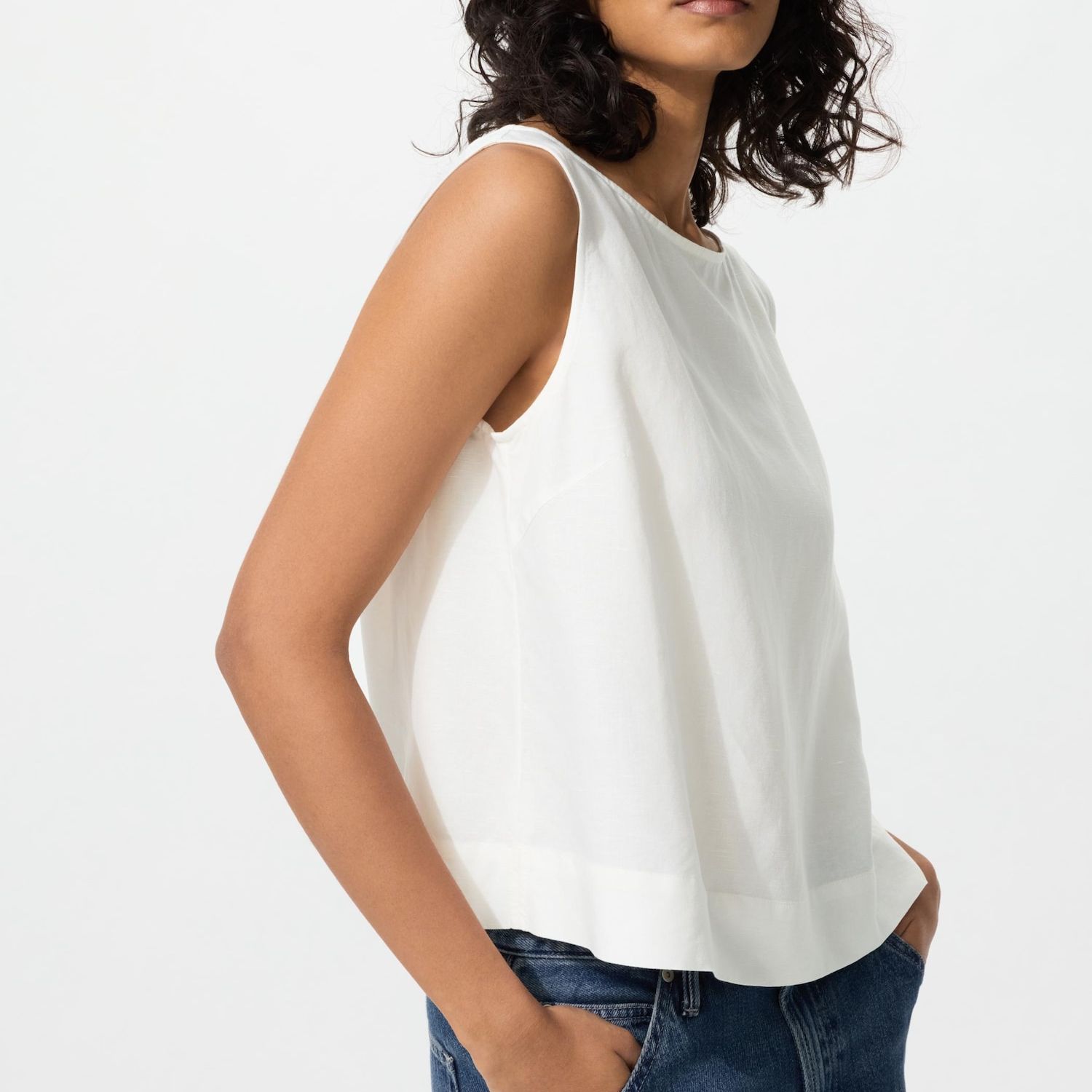 Linen Blend Blouse (sleeveless)