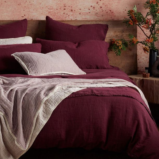 Beetroot 100% Linen Duvet Cover