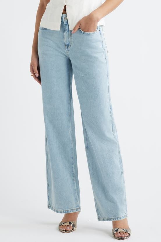 Mid Rise Wide Leg Jeans