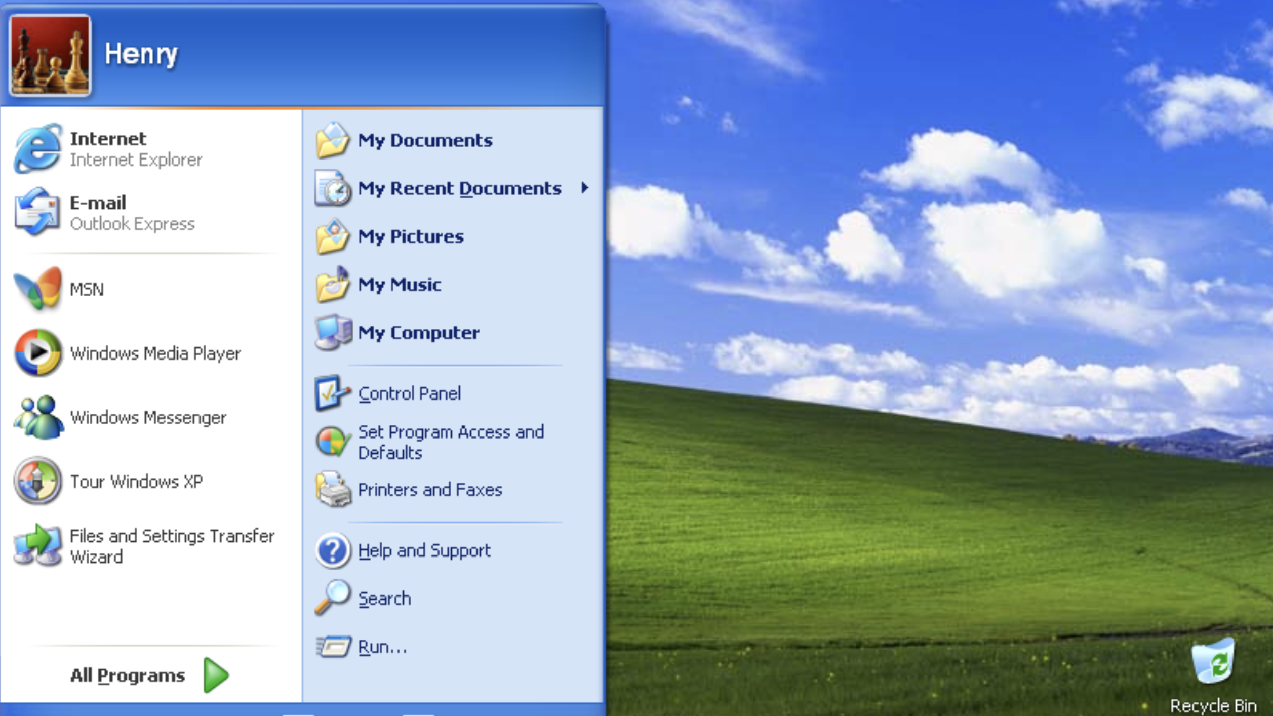 Screenshots of Windows XP running in 2026
