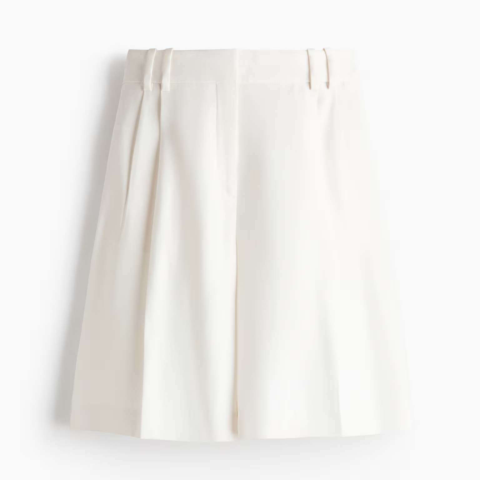 H&amp;amp;M, Tailored Bermuda Shorts