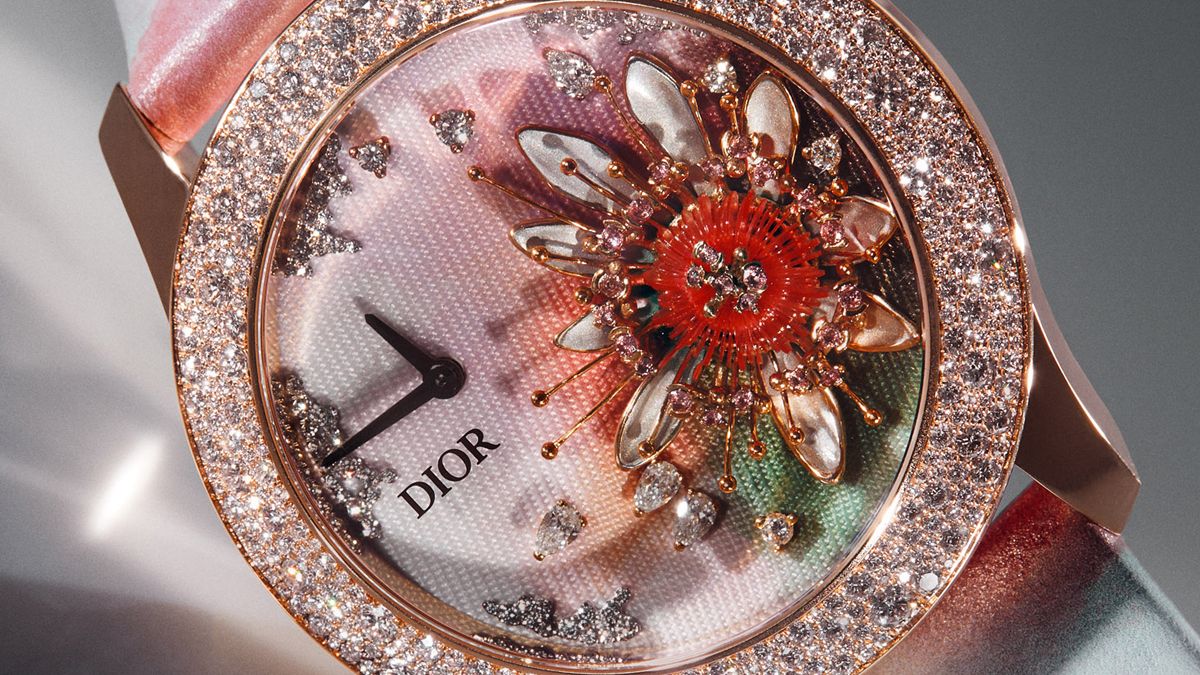 Christian DIOR 43 Diamonds ? Oversized Pink Leather ? Chronograph Watch Dior VIII is the LBD of watches | The Jewellery Editor main image 2