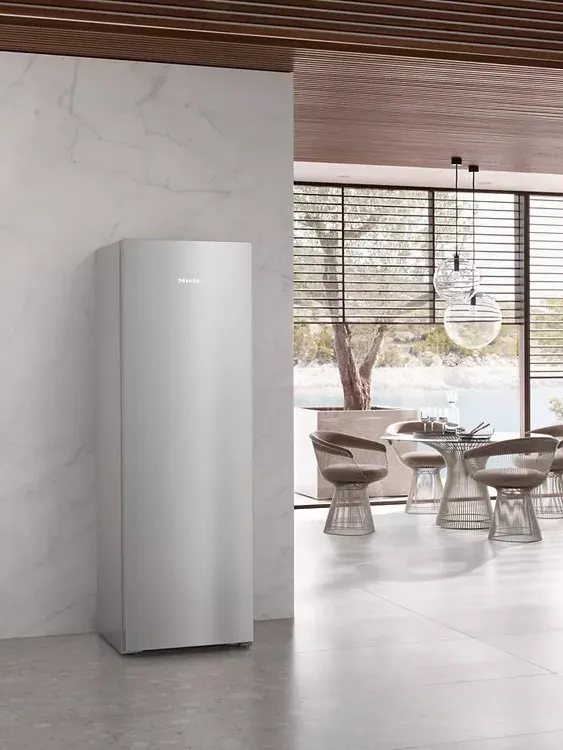 Miele Ks4383 Freestanding Fridge, Clean Steel