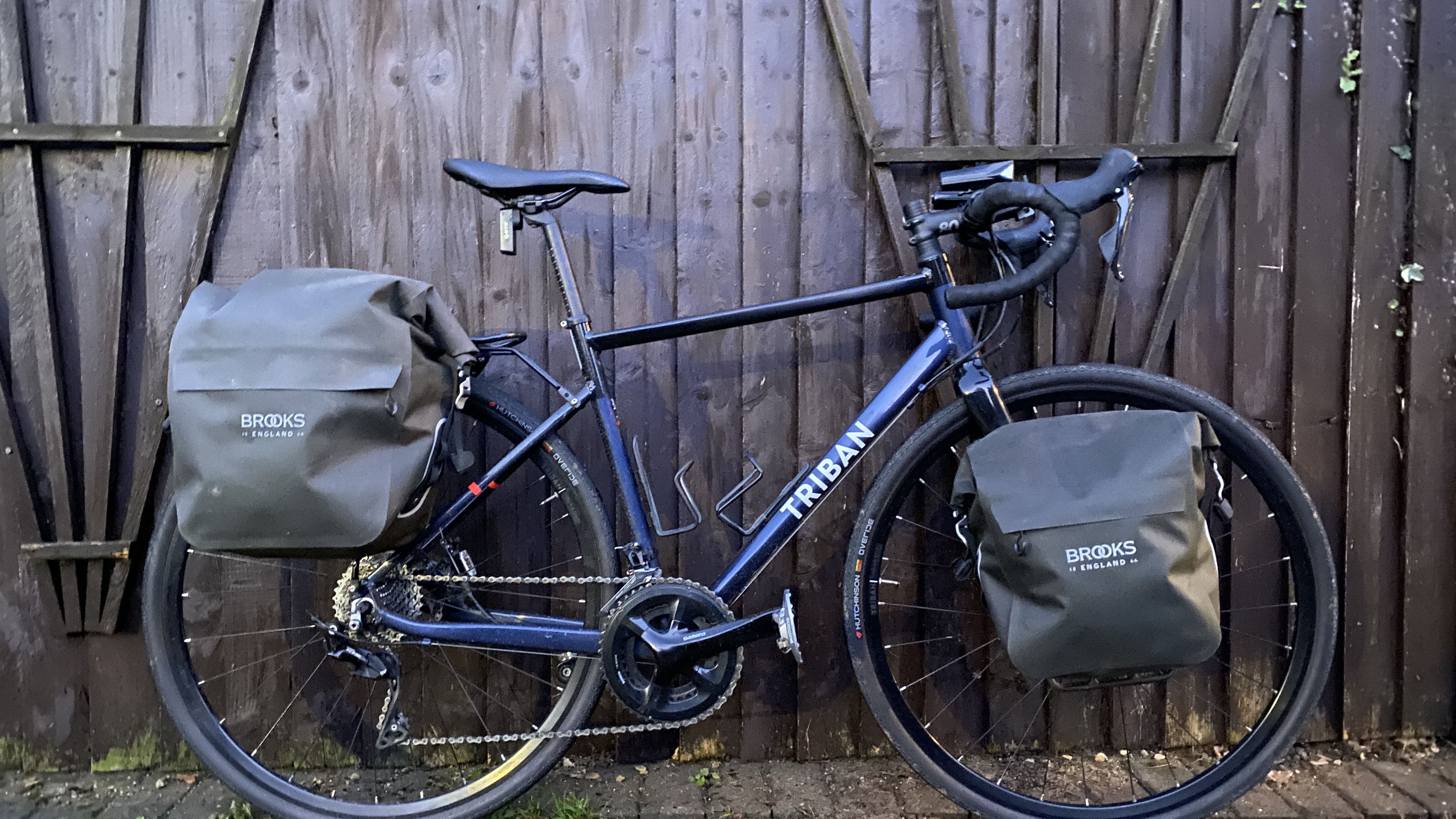 アクセサリー BROOKS ENGLAND CYCLE BAGS Brooks Scape Bikepacking Bags and Touring Range