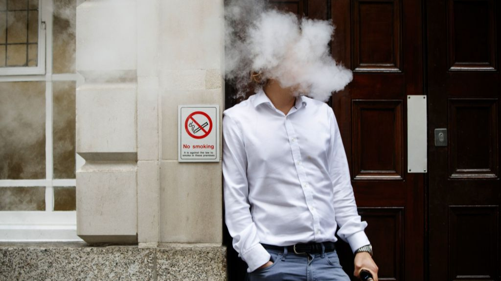 Pros and cons of vaping | The Week