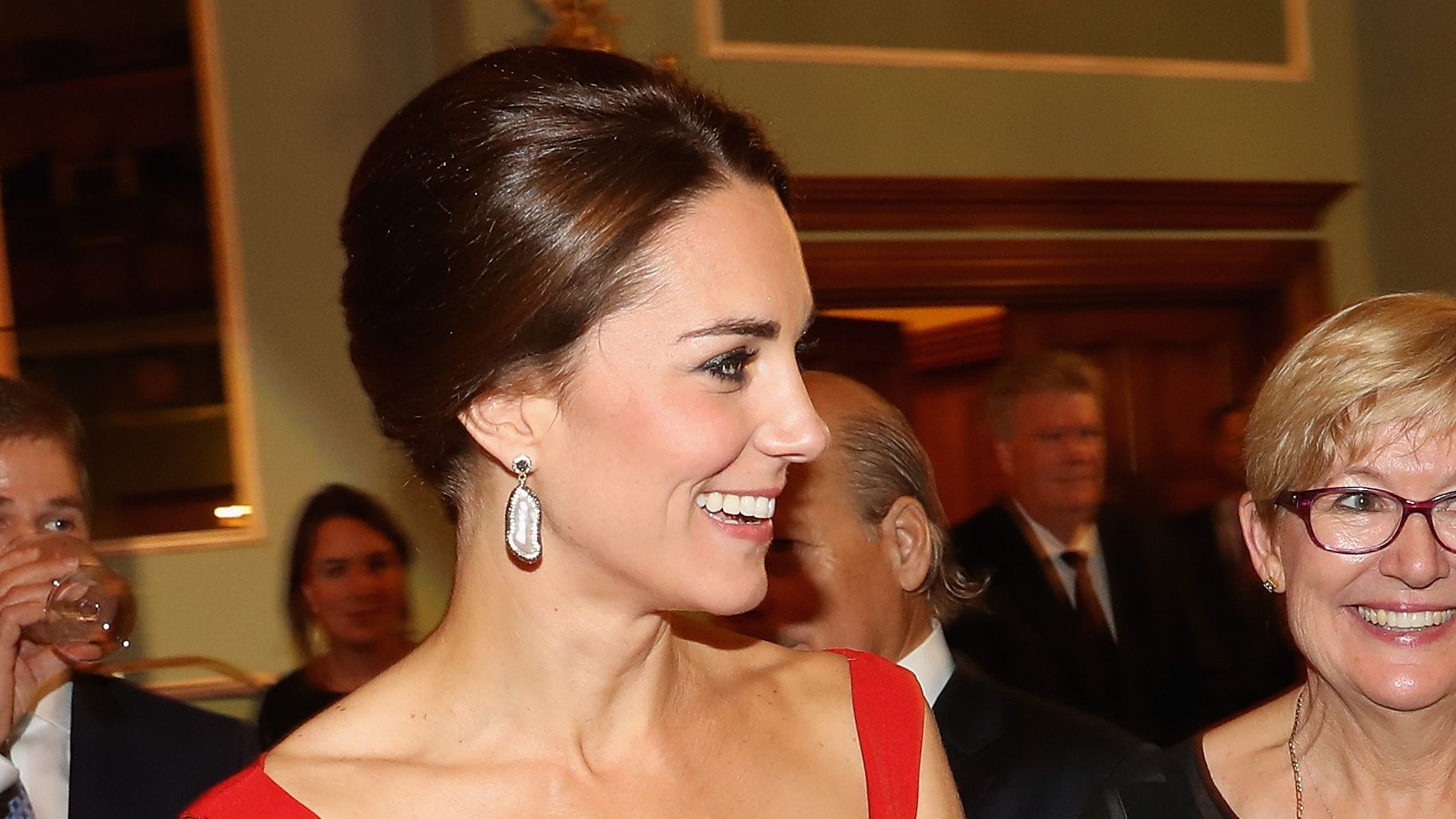 VICTORIA, BC - SEPTEMBER 26: Catherine, Duchess of Cambridge attends a reception at Government House on Day 3 of a Royal Tour of Canada on September 27, 2016 in Victoria, Canada. Prince William, Duke of Cambridge, Catherine, Duchess of Cambridge, Prince George and Princess Charlotte are visiting Canada as part of an eight day visit to the country taking in areas such as Bella Bella, Whitehorse and Kelowna (Photo by Chris Jackson/Getty Images)