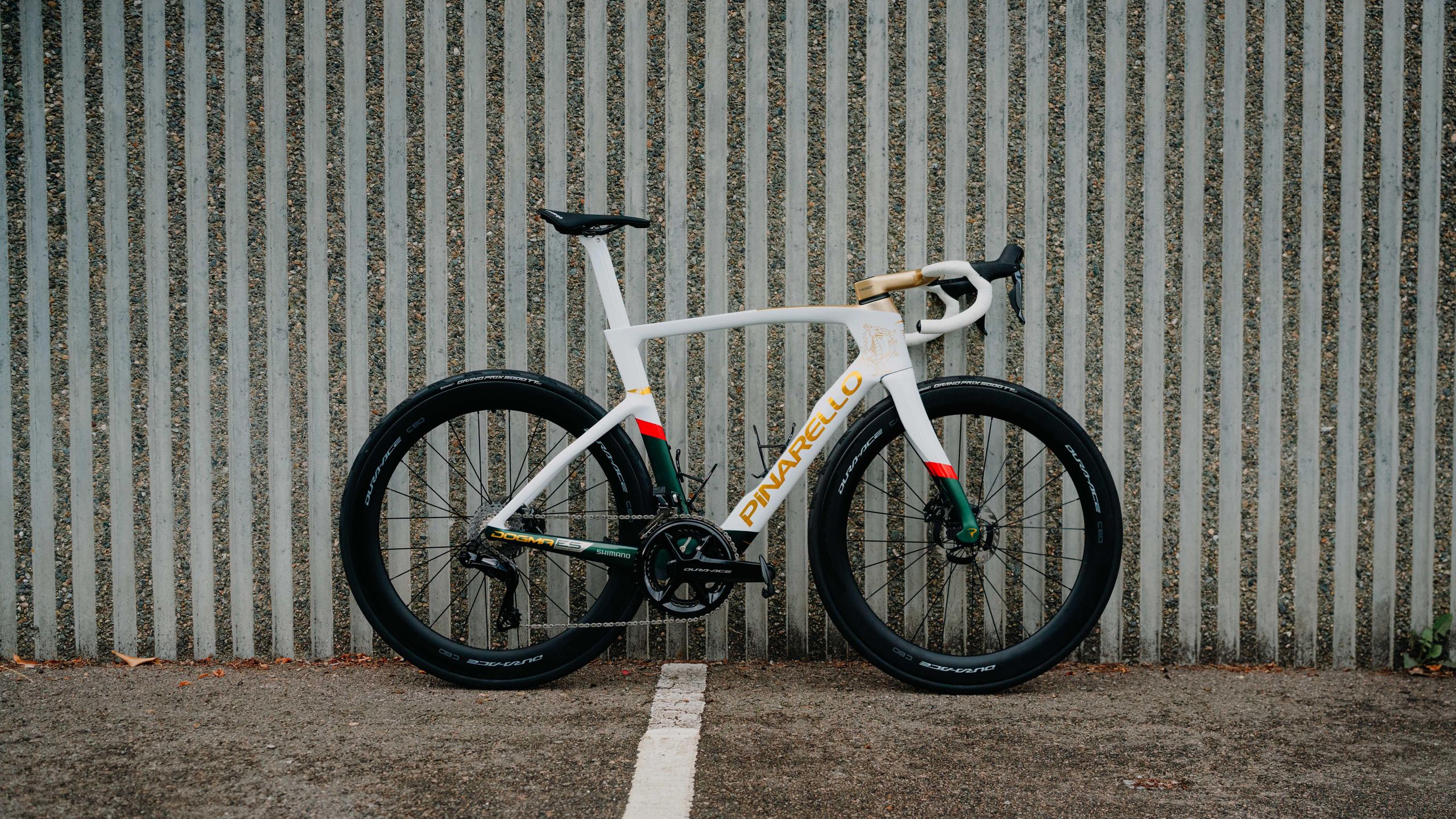 Geraint Thomas gets custom Pinarello Dogma F for his swansong at