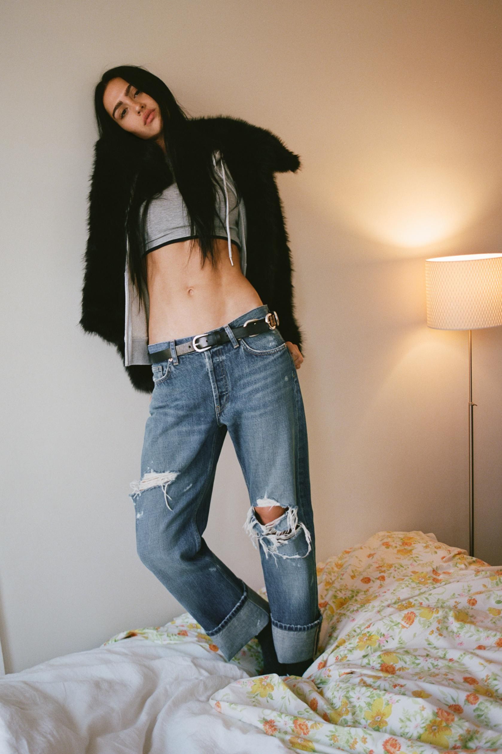 Trf Mid-Rise Ripped Straight Jeans