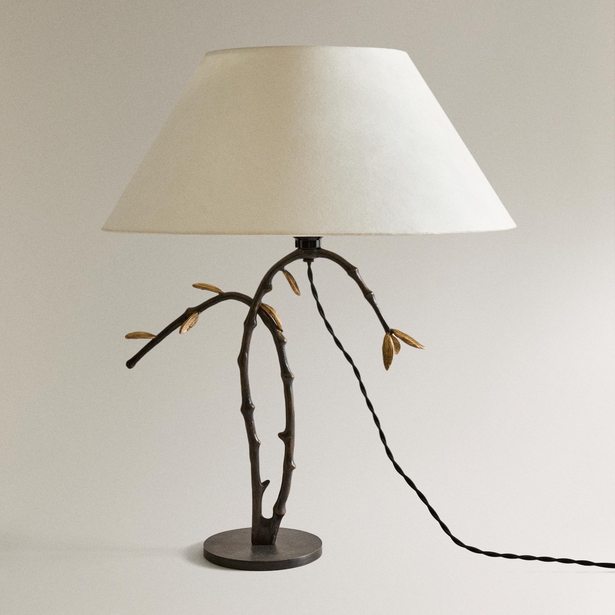 Petal Lamp Brass I Colin King