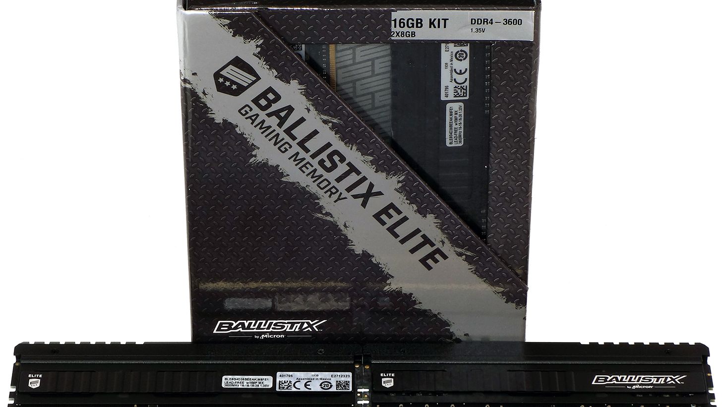 メモリー crucial BALLISTIX DDR4 64GB KIT 3600MHz Crucial Ballistix RGB 3600 DDR4 DRAM Desktop Gaming Memory Kit