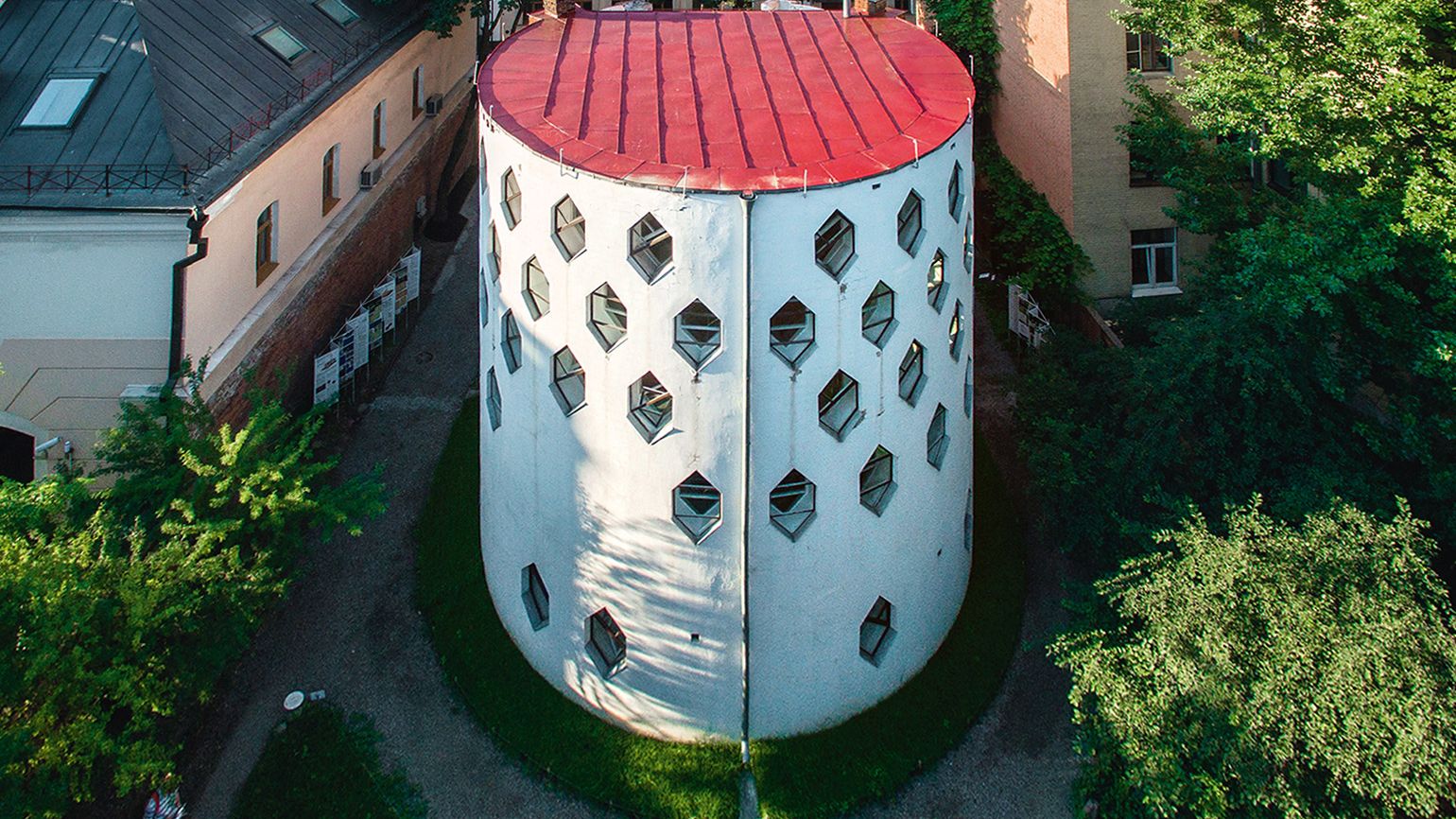 洋書 The Melnikov House, Moscow (1927 - 1929) 📸 Melnikov-House-Moscow - WikiArquitectura