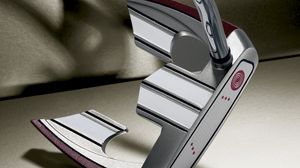 Odyssey Teron White Hot XG Putter Review | Golf Monthly