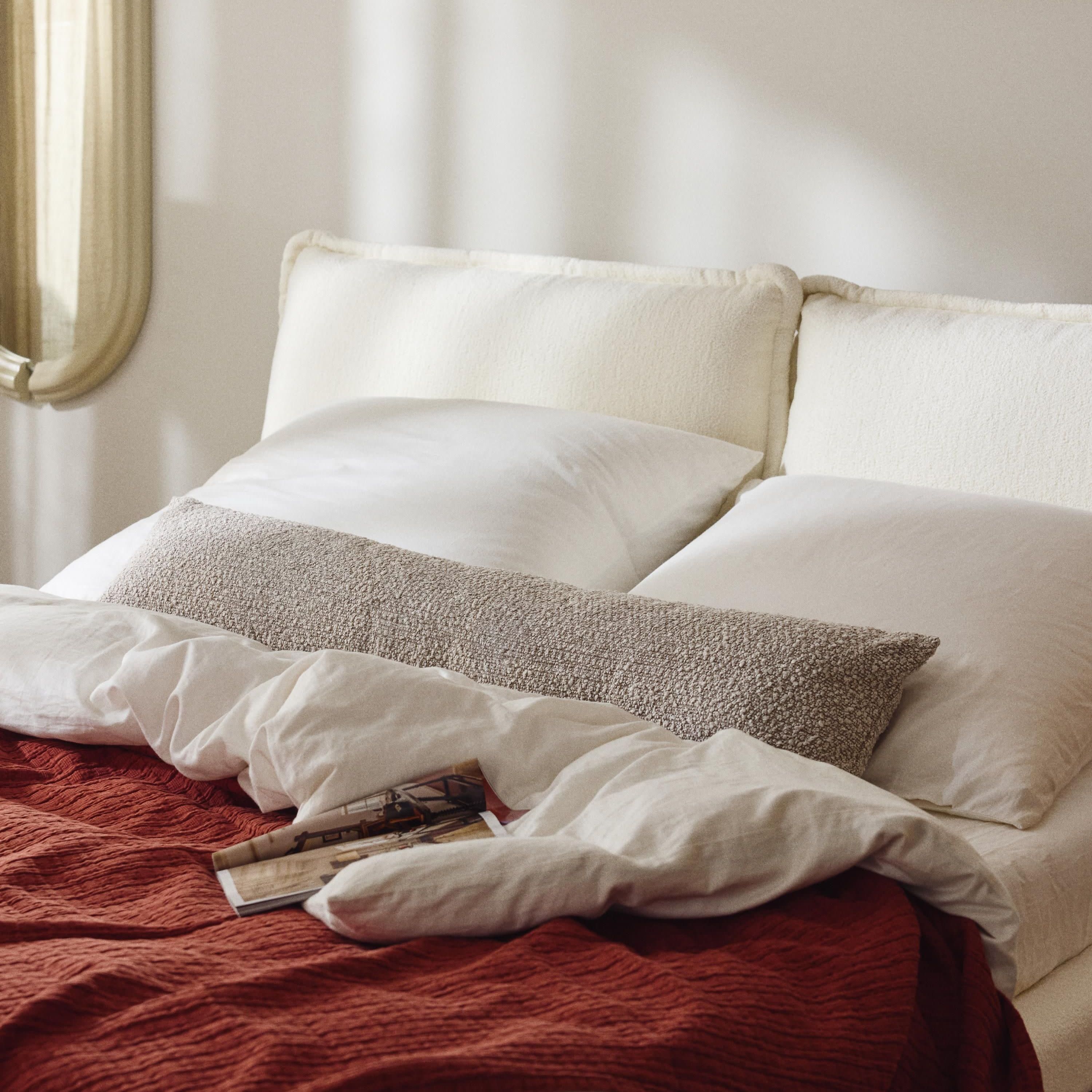 Xl Cushion Bellamie