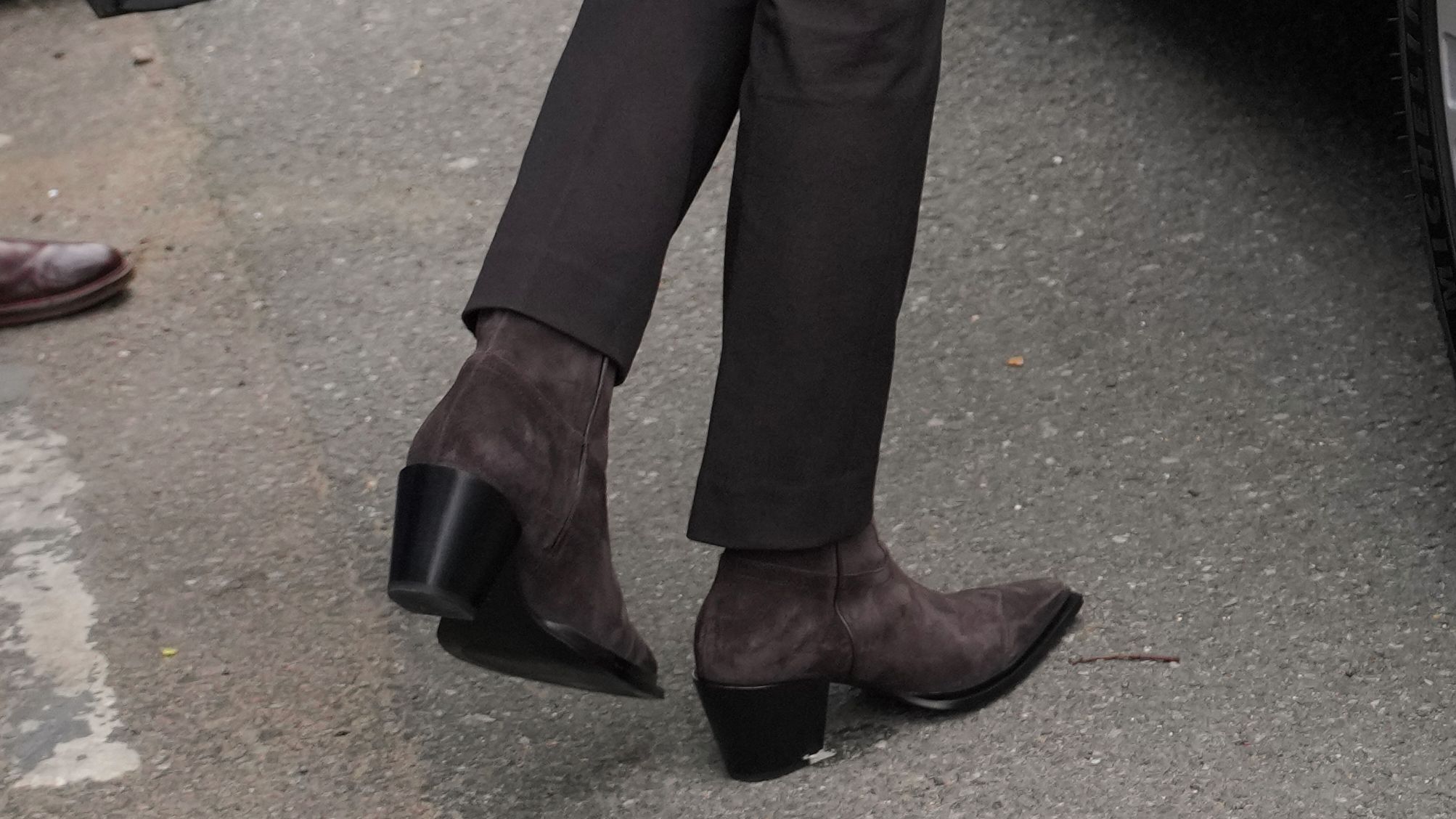 Britain's Kate, Princess of Wales, waves as she leaves after a visit to the Bermondsey Beer Mile in London, Thursday, March 12, 2026.(AP Photo/Kin Cheung, Pool)