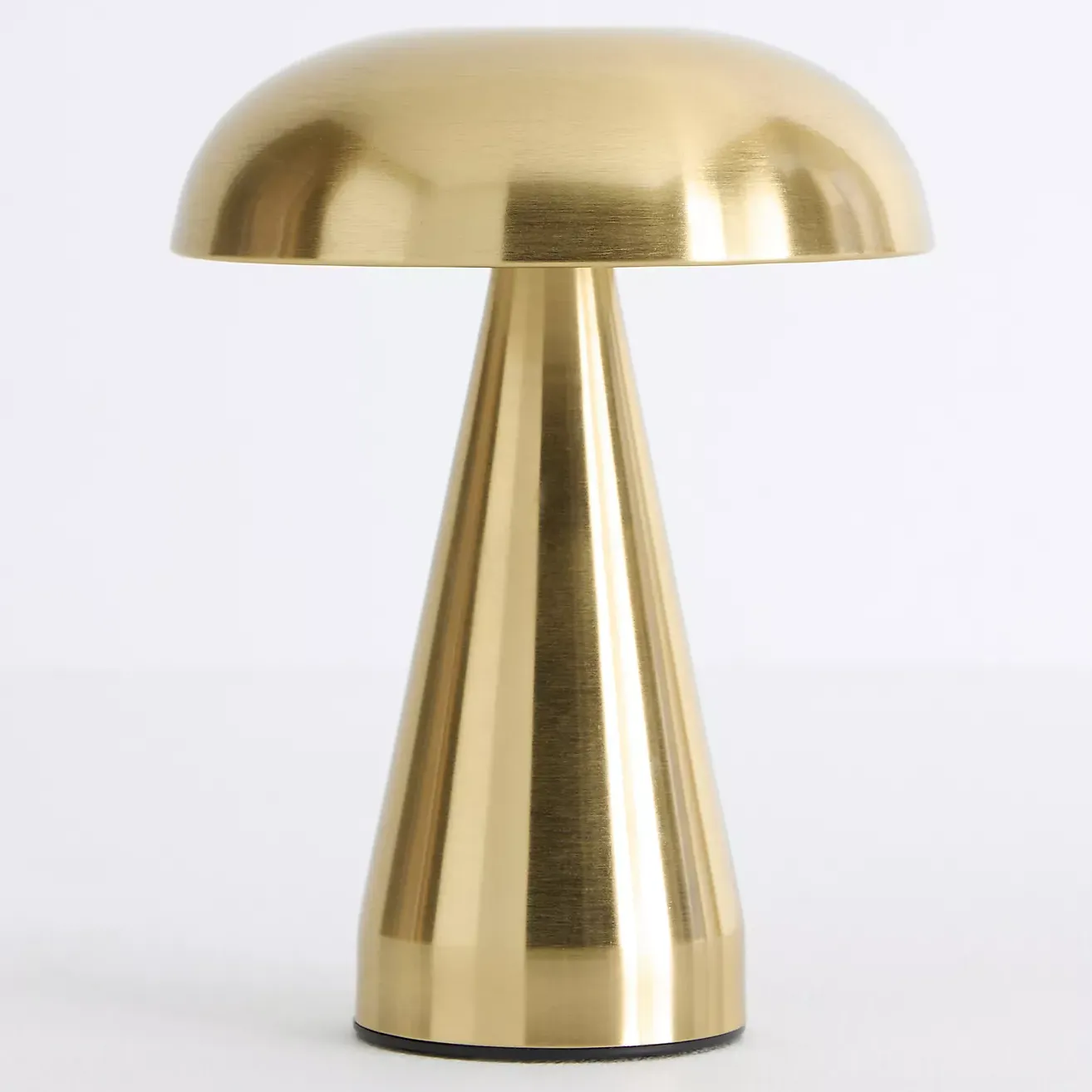 Furnas Cordless Rechargeable Lamp