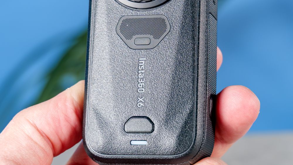 A photo of the Insta360 X6 in hand