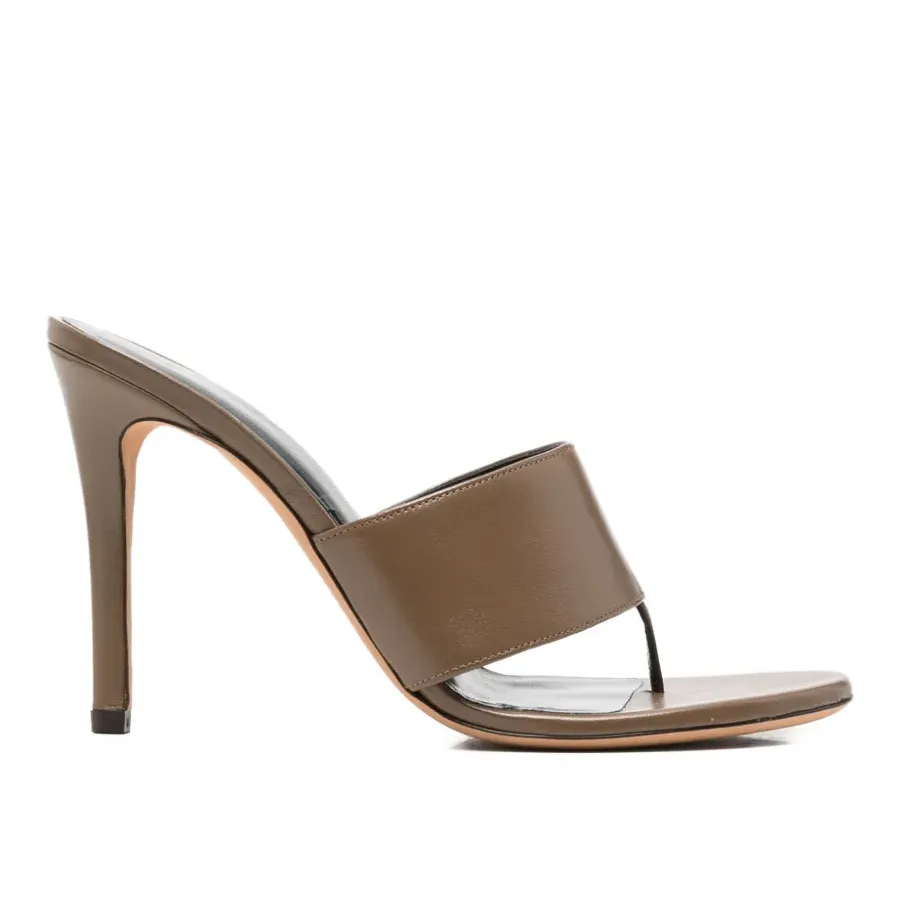 Jude Snug Thong-Strap Sandals | 37