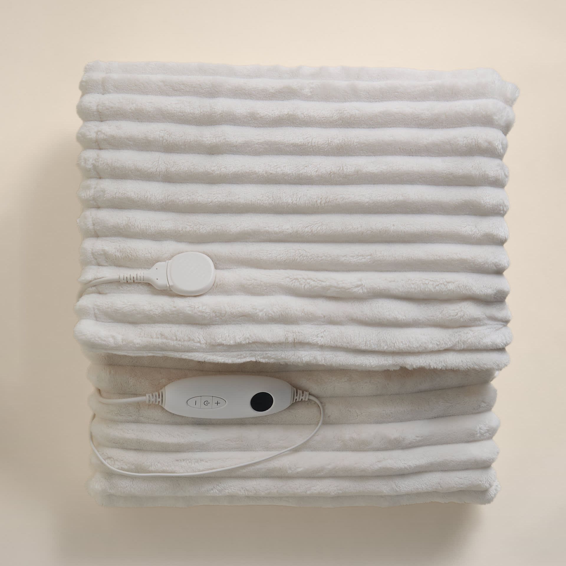 Ribbed Fleece Electric Throw