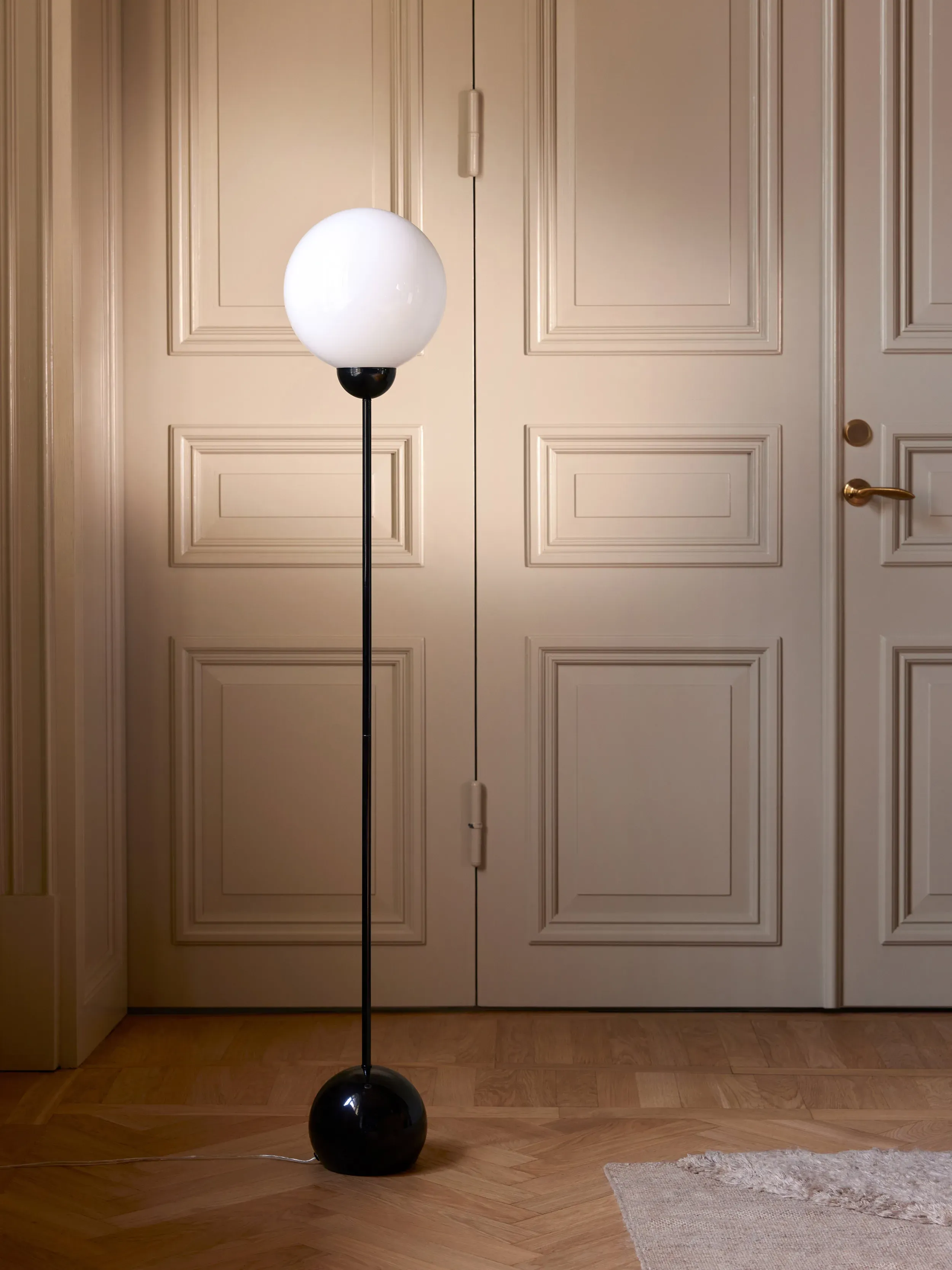Globen Lighting, Ripley Floor Lamp, Black