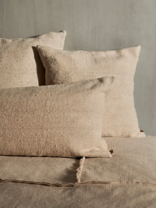 Nettle Cushion Long 