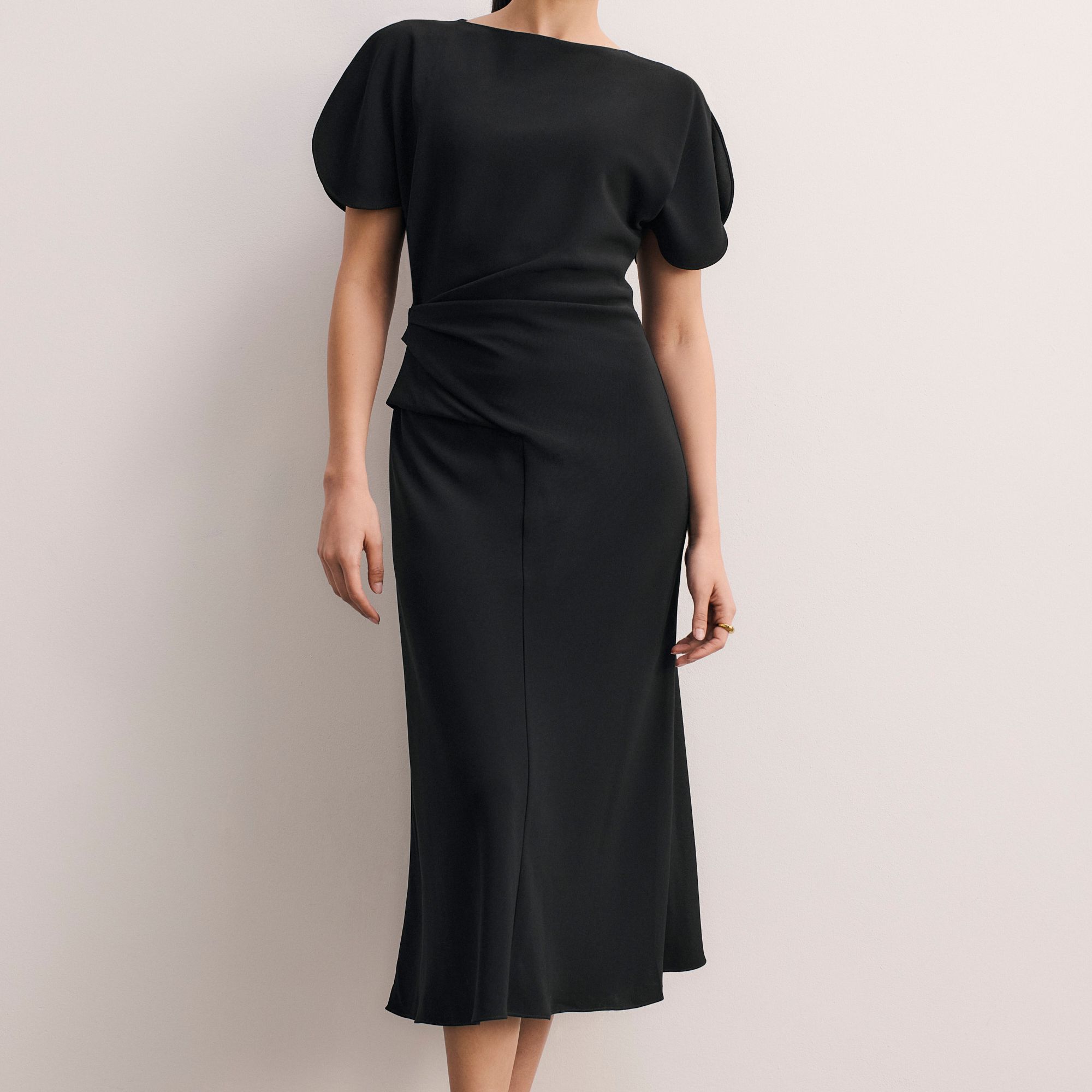Clever Crepe Salerno Dress Black