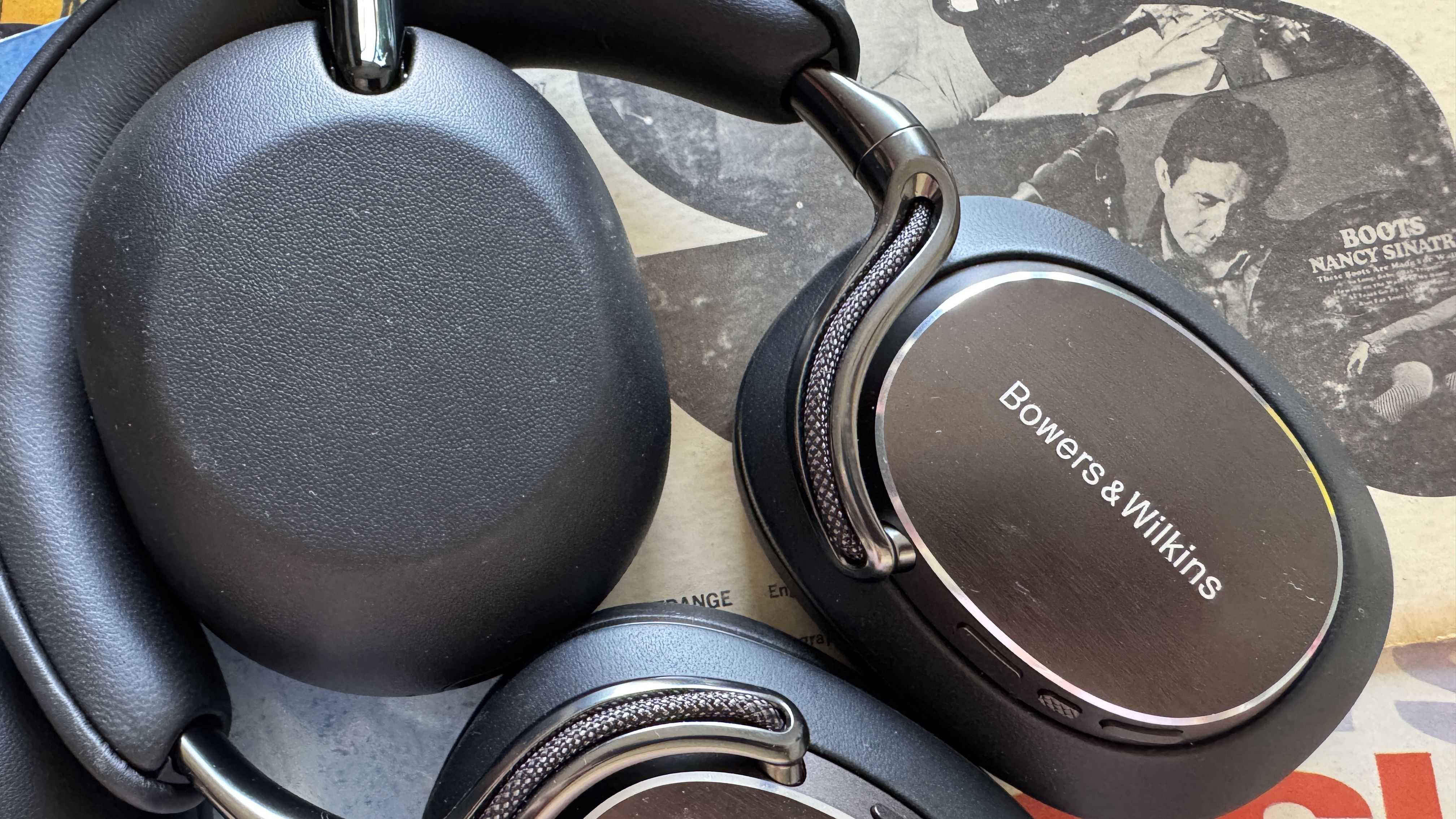 Bowers &amp;amp; Wilkins Px8 S2 and Sony 1000x The Collexion wireless headphones side by side