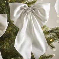 Four Supersized Satin Tree Bows