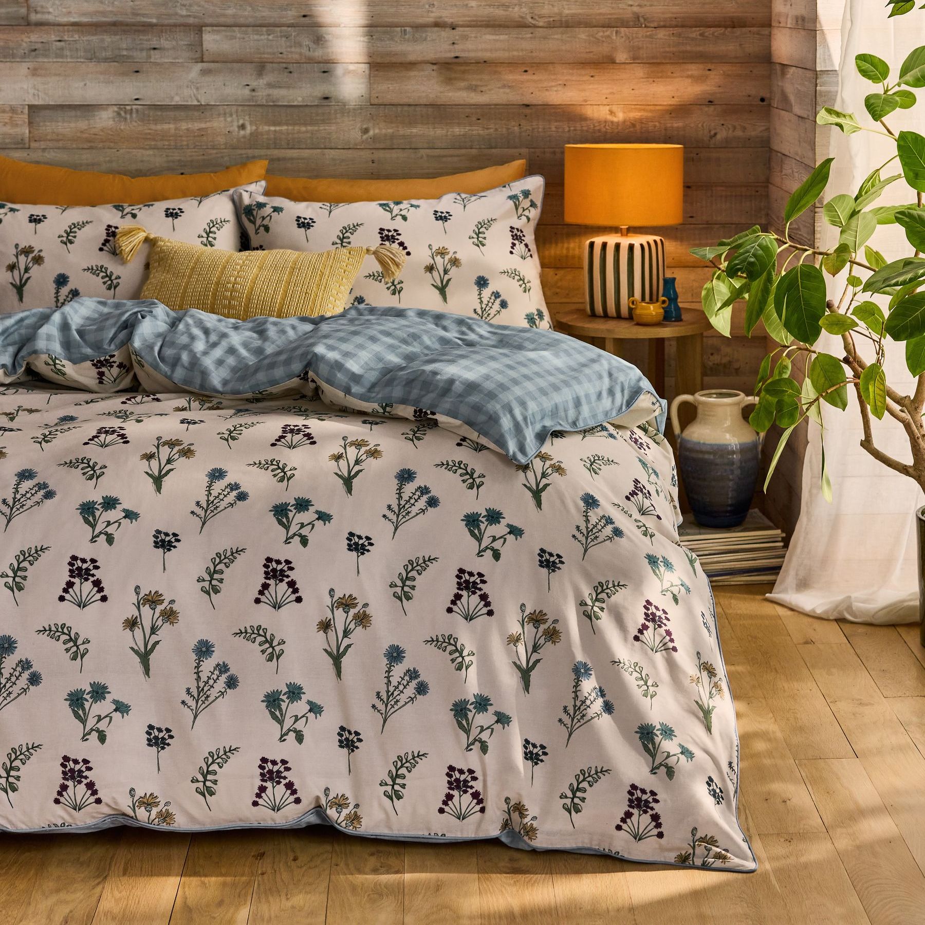 Blue Wildflower Gingham Duvet Cover and Pillowcase Set - Size Single