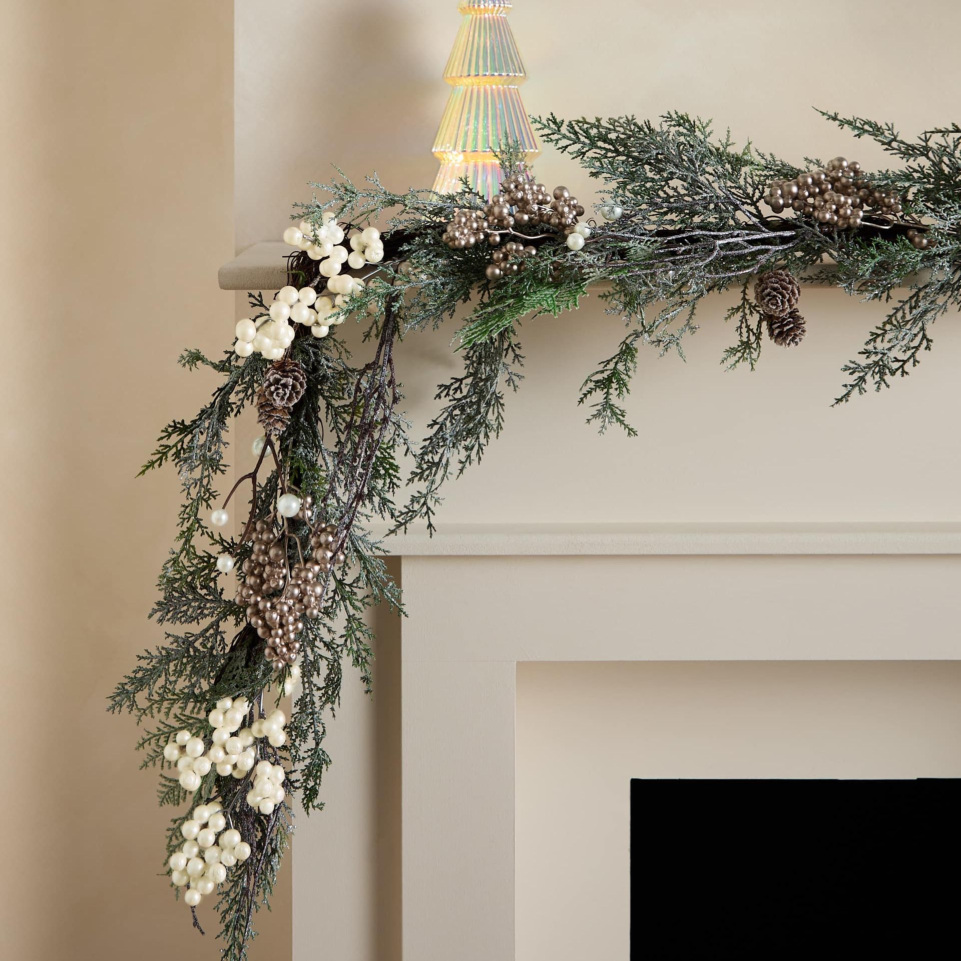 10ft Snowy Berry Garland