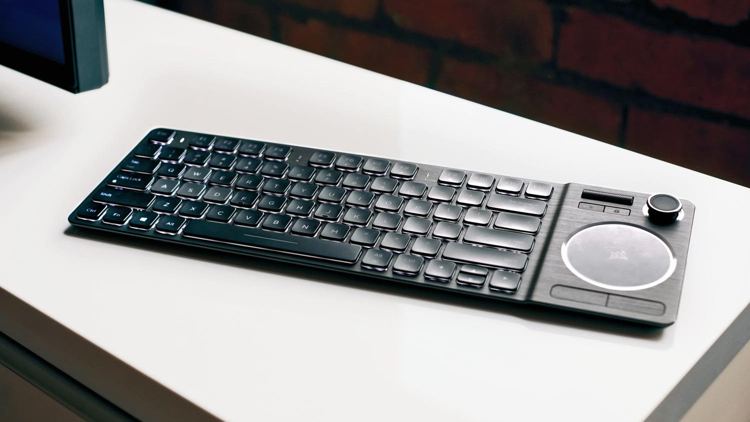 Corsair K83 Wireless Review: A Creative, Flawed Hybrid | Tom's Guide