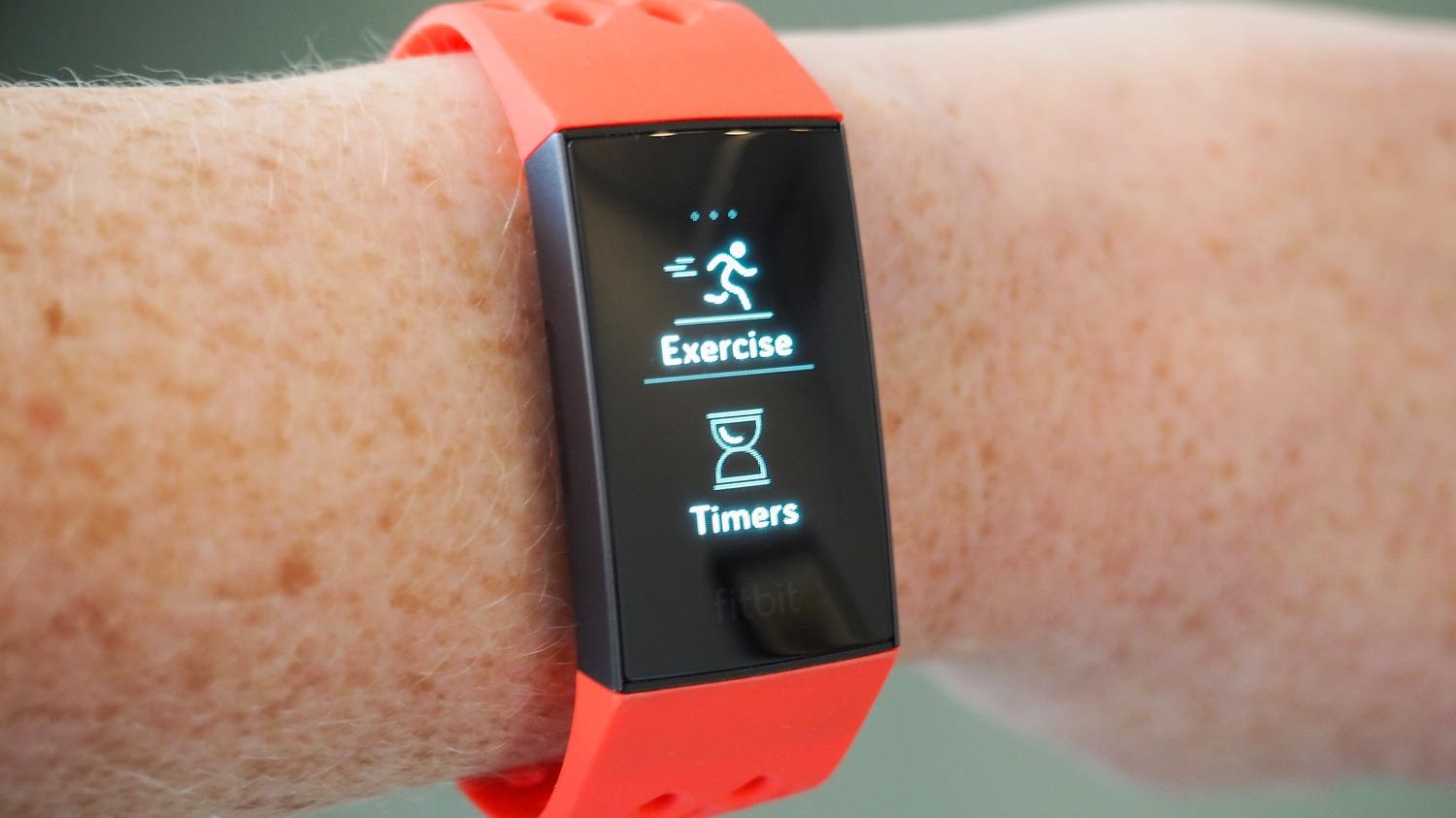 fitbit charge 3 vibration einstellen Wie ändere ich die Bildschirmhelligkeit auf FITBIT Charge 3?
